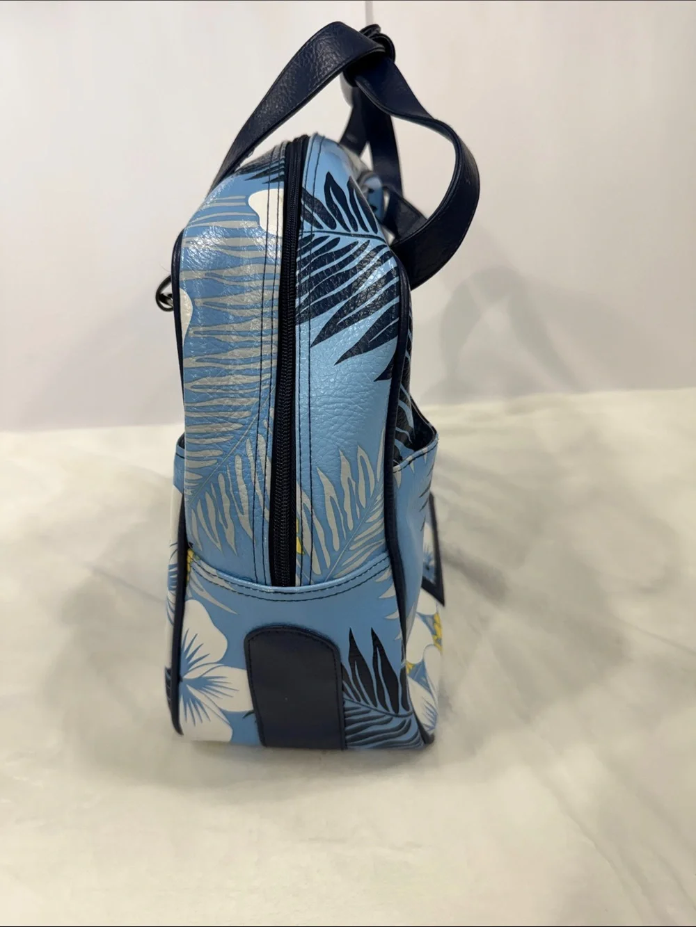 Vintage Quicksilver Roxy Blue Floral Hibiscus Y2K Carry On Luggage Bag